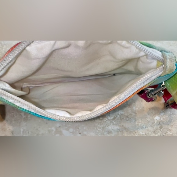 Y2K Undeebandz Tiedye Wristlet - Picture 7 of 7